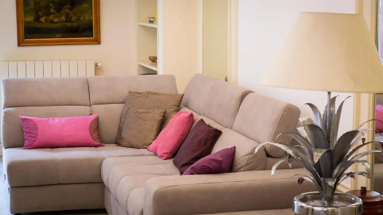 Augustus Terrace Deluxe Apartment Rome Italy