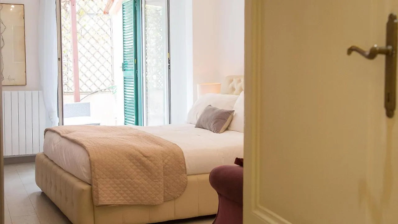 Augustus Terrace Deluxe Apartment Rome