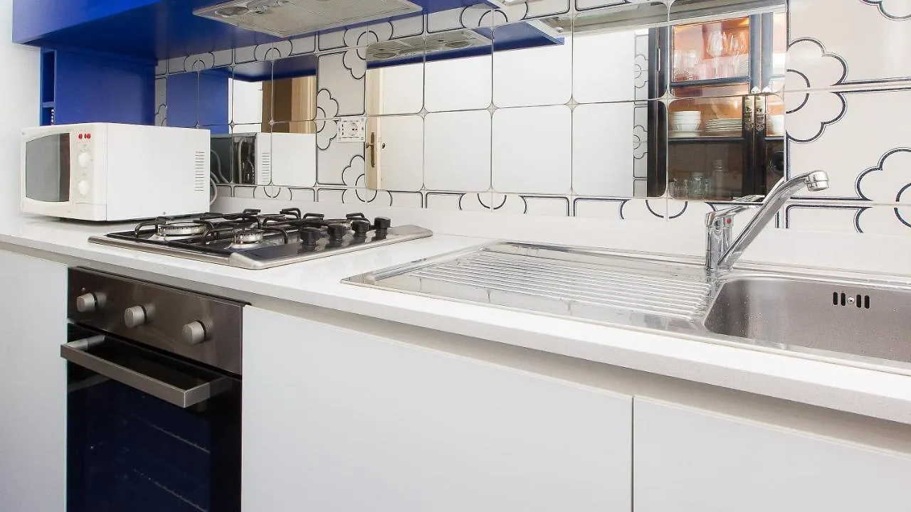 Augustus Terrace Deluxe Apartment Rome Italy